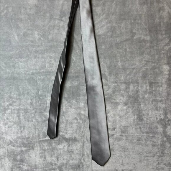 Geoffrey Beene Other - Geoffrey Beene Necktie